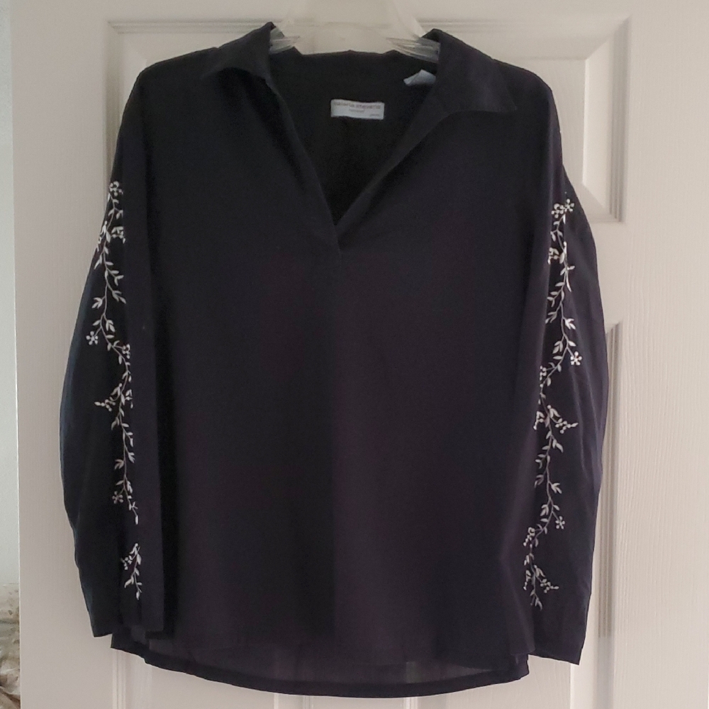 Chic Embroidered Black Blouse